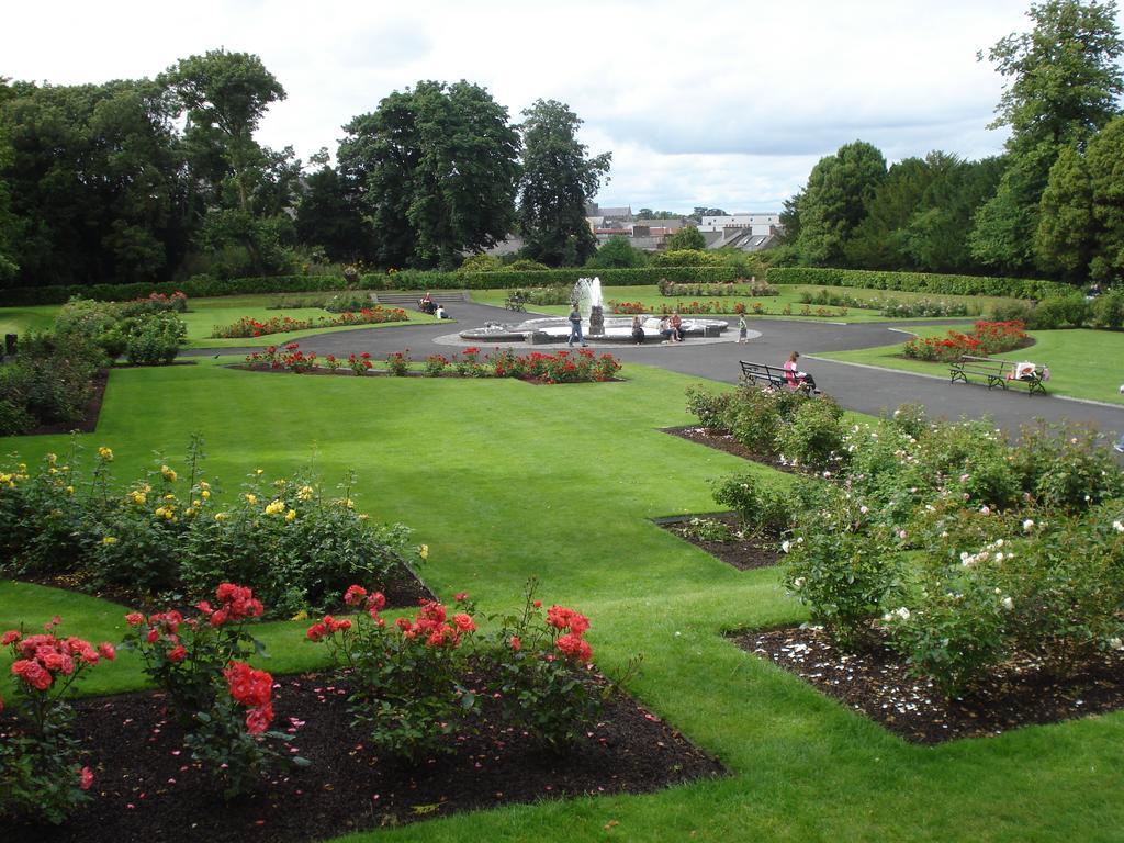 Twin Oaks Bed & Breakfast Kilkenny Bagian luar foto