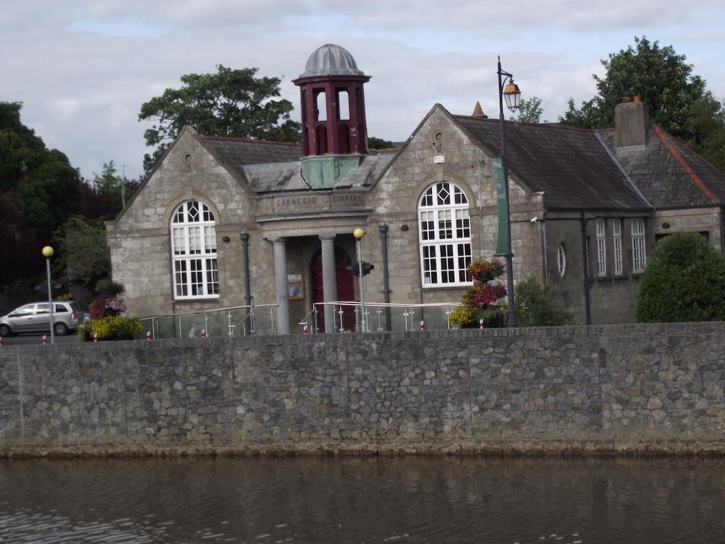 Twin Oaks Bed & Breakfast Kilkenny Bagian luar foto