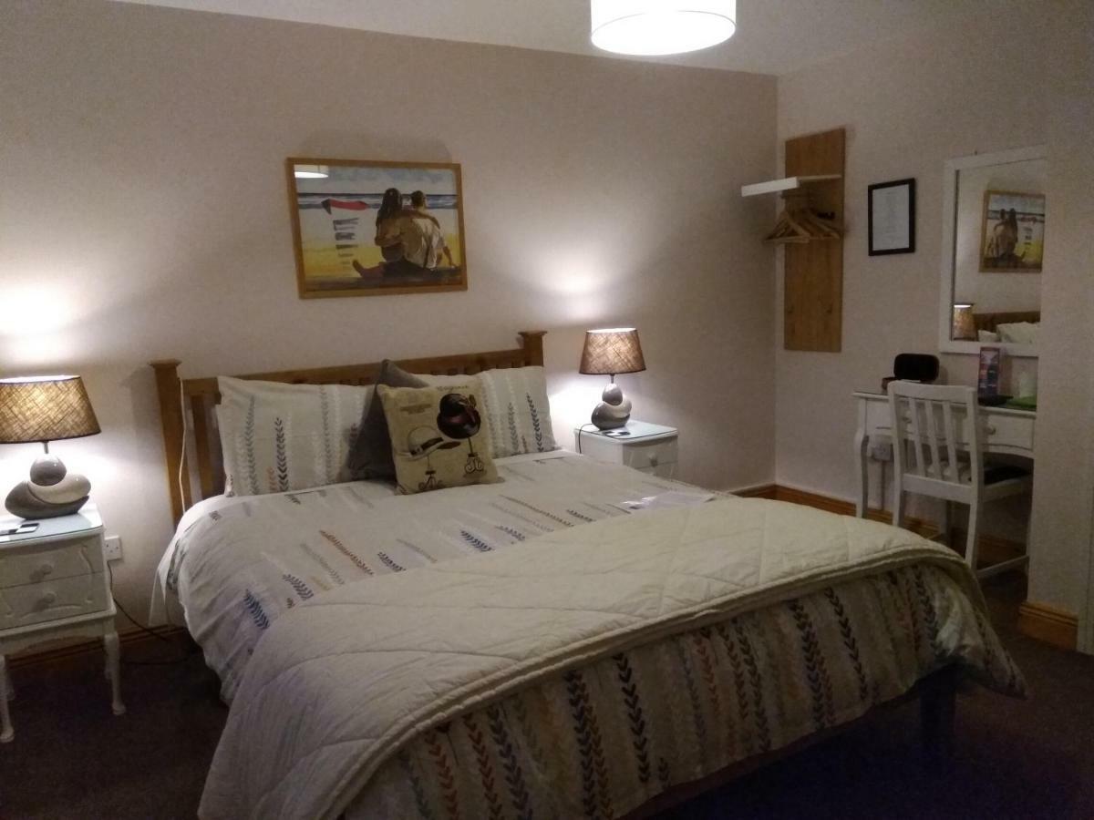 Twin Oaks Bed & Breakfast Kilkenny Bagian luar foto
